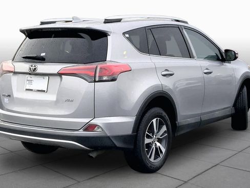 Used 2016 Toyota RAV4 XLE FWD image 13