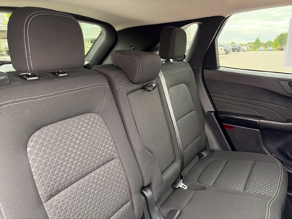 Used 2024 Ford Escape Active w/ Tech Pack #1 FWD image 32