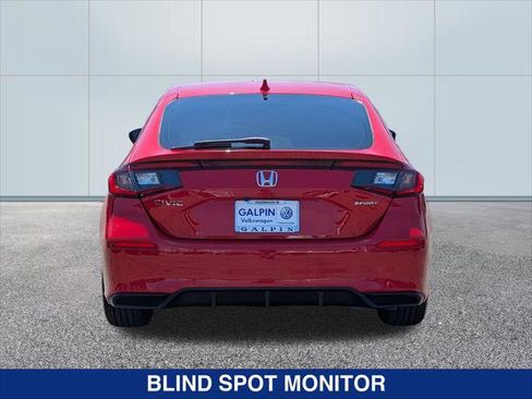 Used 2025 Honda Civic Sport image 4
