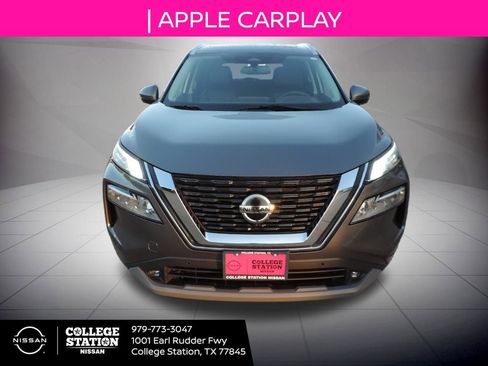 Used 2021 Nissan Rogue SL w/ Premium Package image 10