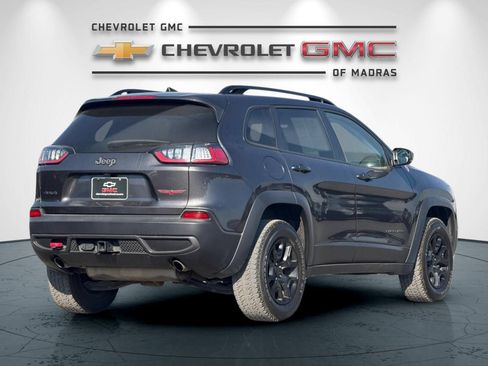 Used 2022 Jeep Cherokee Trailhawk w/ Comfort/Convenience Group AWD/4WD image 3