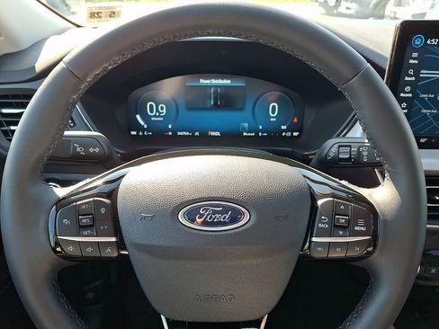 Used 2023 Ford Escape Platinum AWD/4WD image 20