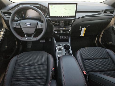 Used 2025 Ford Escape ST-Line w/ Tech Pack #1 image 5