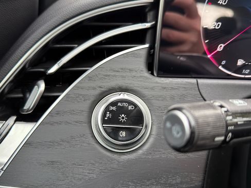 Used 2026 Mercedes-Benz E 350 Sedan image 22