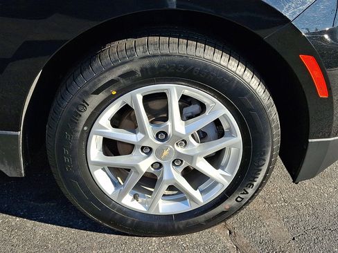 Certified 2024 Chevrolet Equinox LT image 9