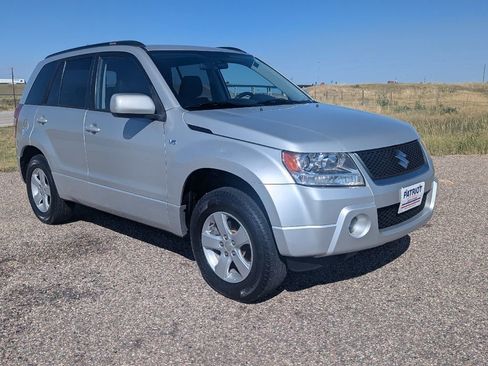 Used 2006 Suzuki Grand Vitara Premium image 7