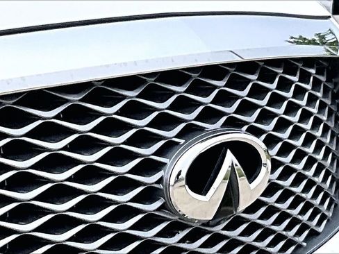 Certified 2023 INFINITI QX80 Sensory w/ Cargo Package AWD/4WD image 11