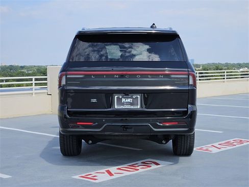 New 2025 Lincoln Navigator Black Label image 6