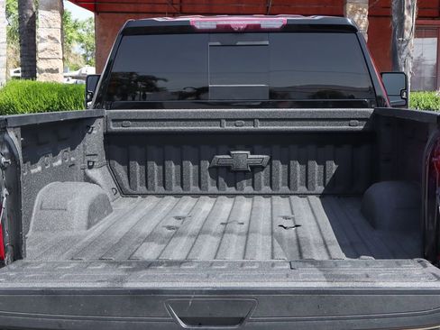 Used 2021 Chevrolet Silverado 2500 LTZ w/ LTZ Plus Package AWD/4WD image 8