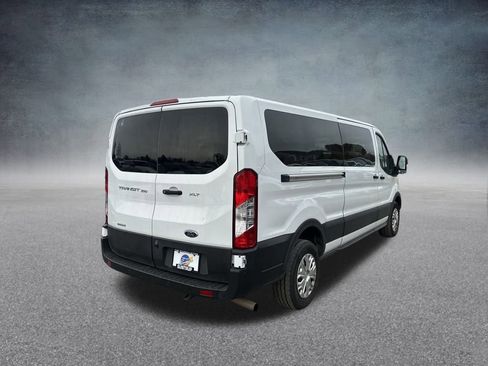 Used 2023 Ford Transit 350 XLT image 38