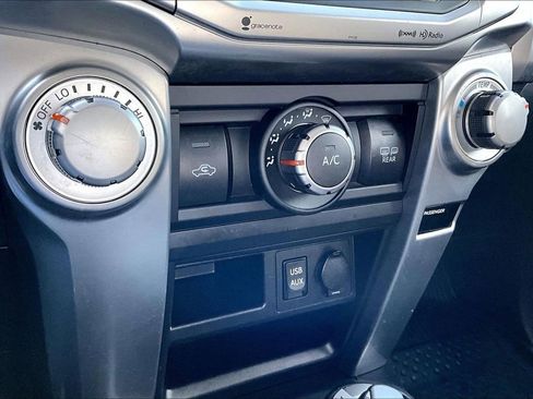 Used 2016 Toyota 4Runner SR5 AWD/4WD image 13