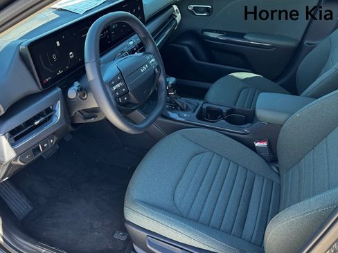 New 2025 Kia K4 EX image 9