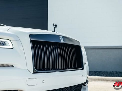 Used 2019 Rolls-Royce Wraith RWD image 29