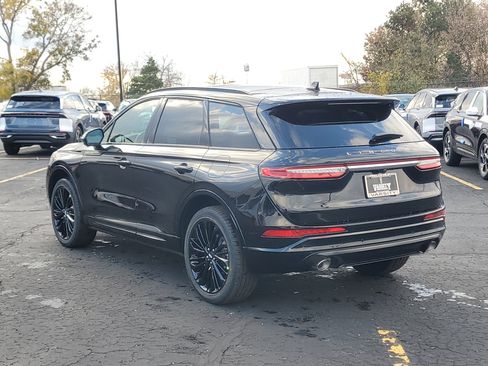 New 2026 Lincoln Corsair Premiere image 3