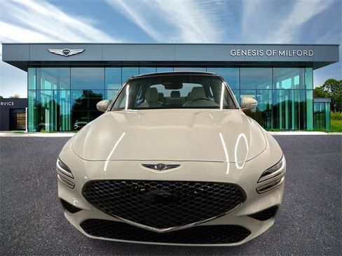 Used 2025 Genesis G70 3.3T Advanced image 2