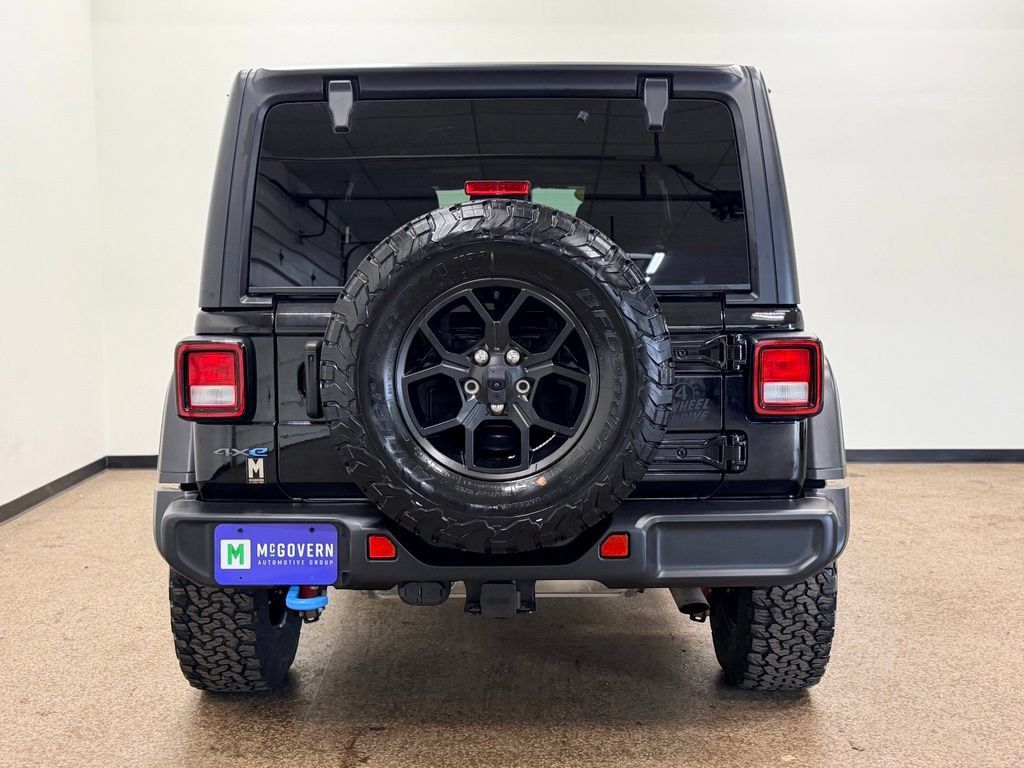 Used 2024 Jeep Wrangler Unlimited AWD/4WD image 4