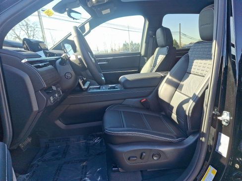 New 2025 GMC Sierra EV Denali image 7