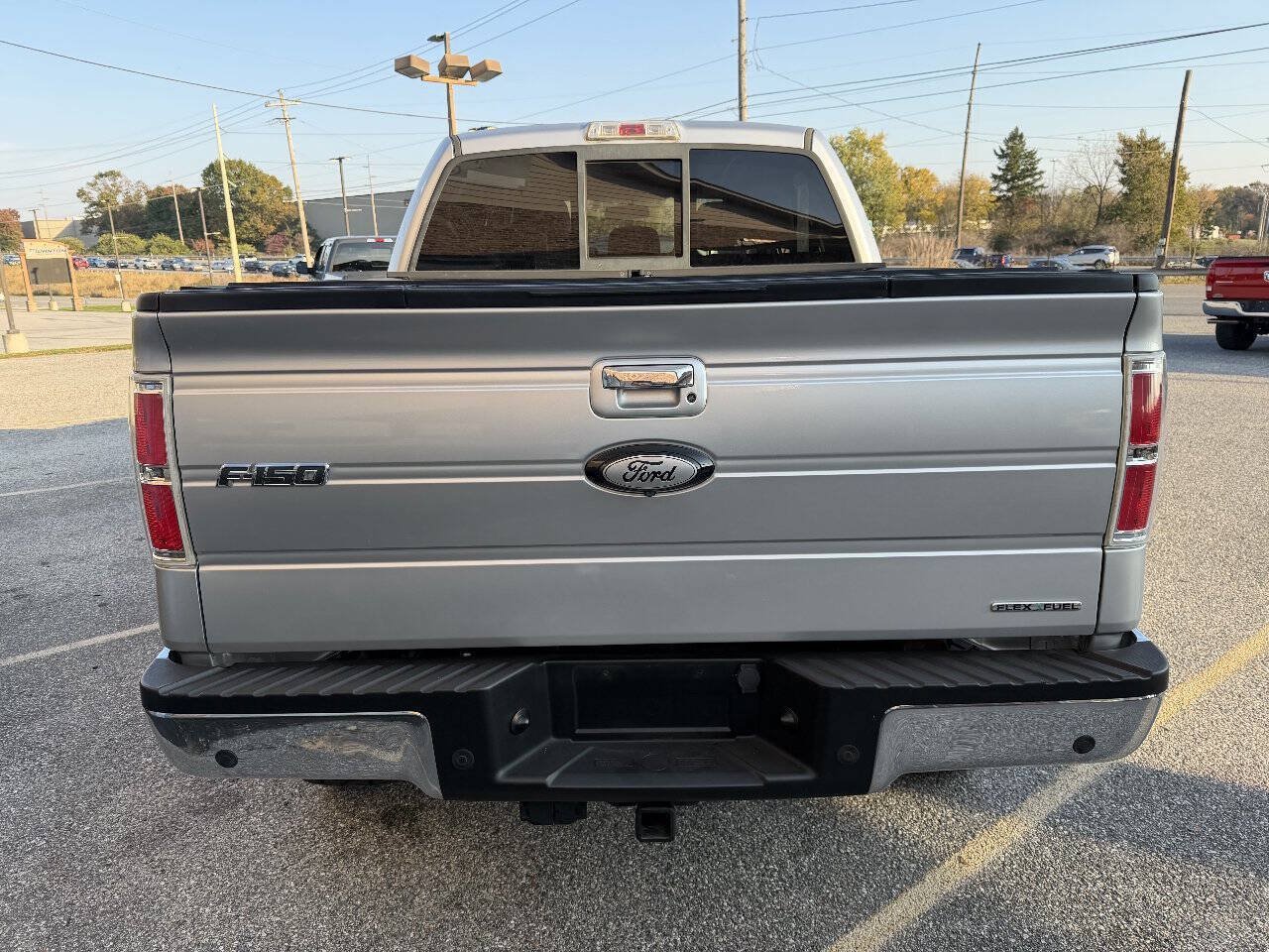 Used 2014 Ford F150 Lariat w/ Equipment Group 502A Luxury AWD/4WD image 4