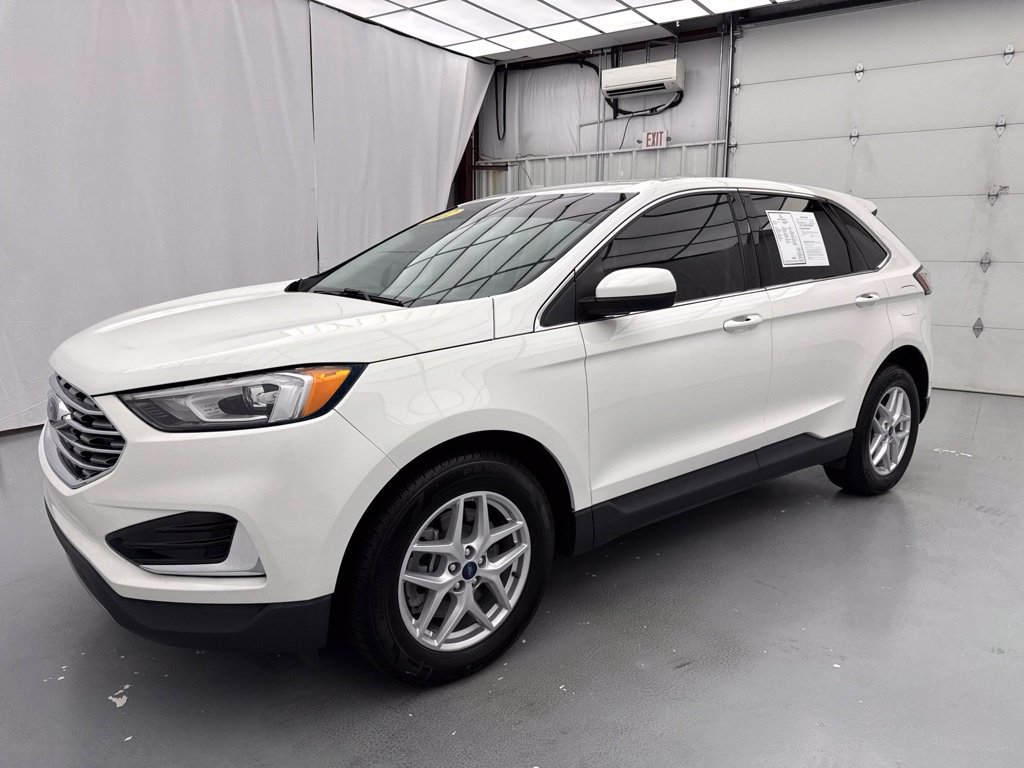 Used 2022 Ford Edge SEL AWD/4WD image 3