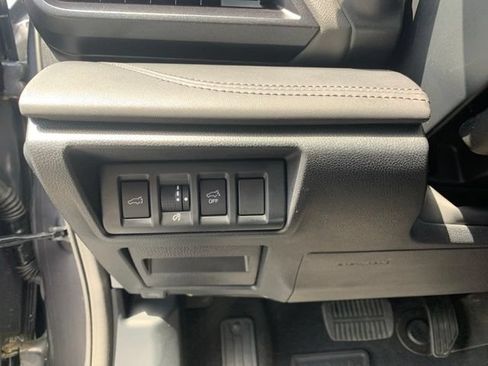 Used 2025 Subaru Outback Wilderness AWD/4WD image 24