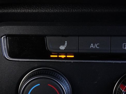 Used 2022 Volkswagen Tiguan S image 48