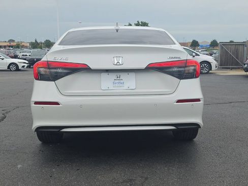 Certified 2024 Honda Civic Touring image 6