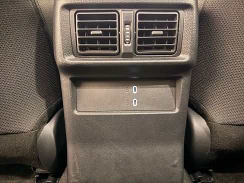 Used 2025 Toyota 4Runner SR5 AWD/4WD image 33