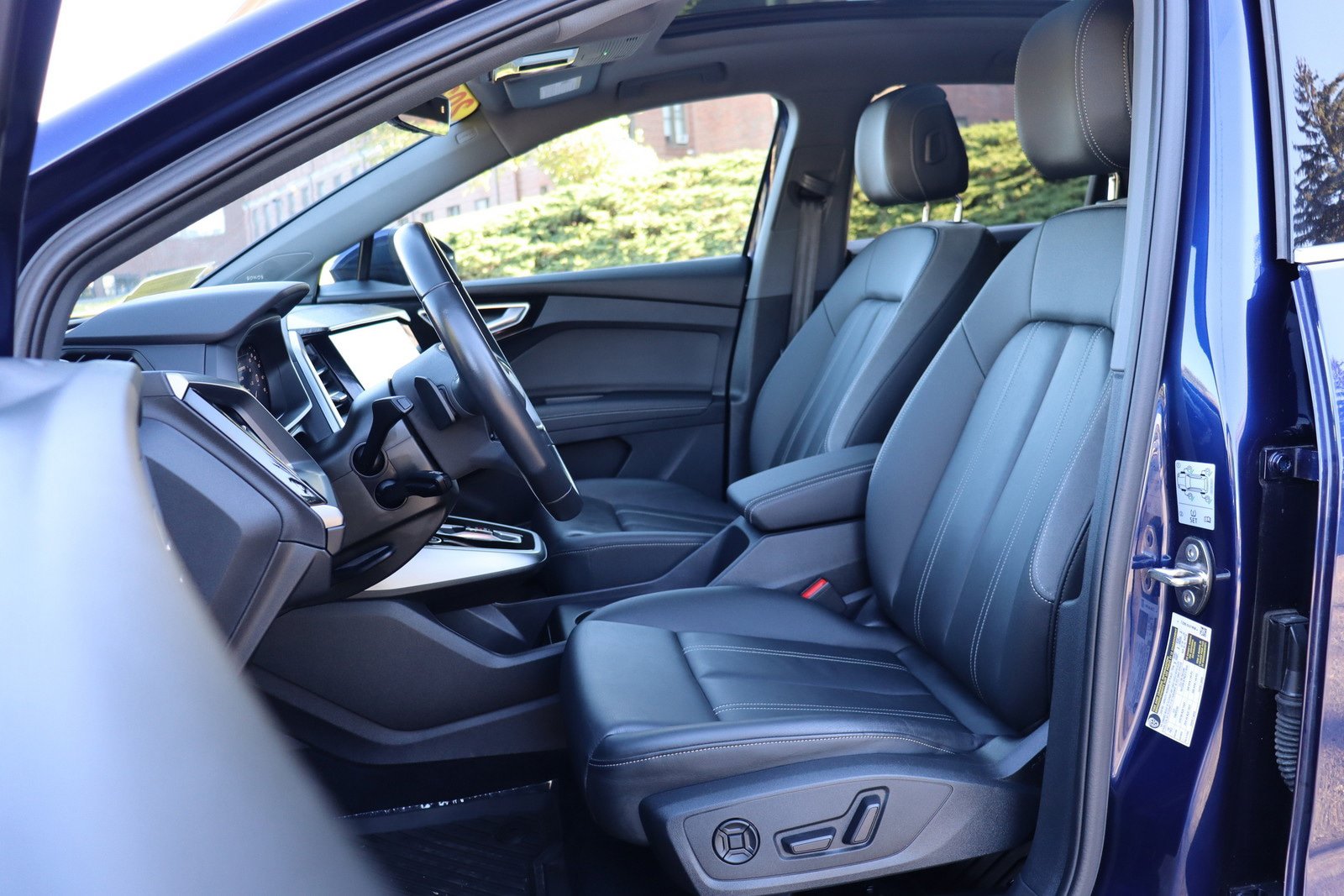 Used 2023 Audi Q4 e-tron Premium Plus w/ Premium Plus AWD/4WD image 13