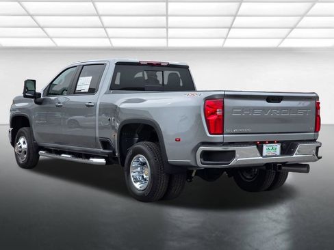 New 2026 Chevrolet Silverado 3500 LT w/ All Star Edition image 17