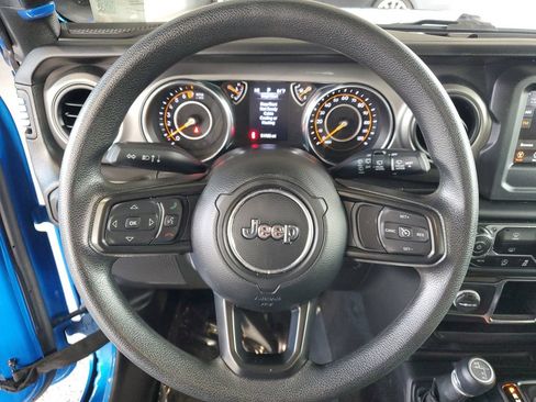 Used 2022 Jeep Wrangler Unlimited Sport AWD/4WD image 23