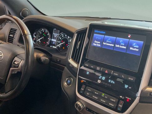 Used 2019 Toyota Land Cruiser AWD/4WD image 46