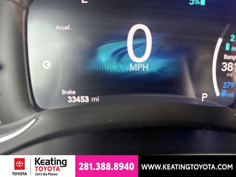 Used 2024 Chrysler Pacifica Limited FWD image 19