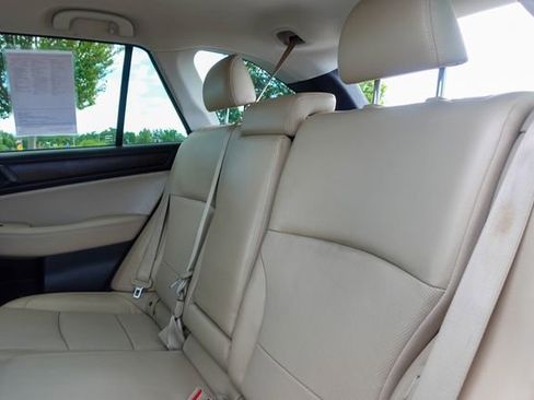 Used 2016 Subaru Outback 3.6R Limited w/ Popular Package #4 image 24