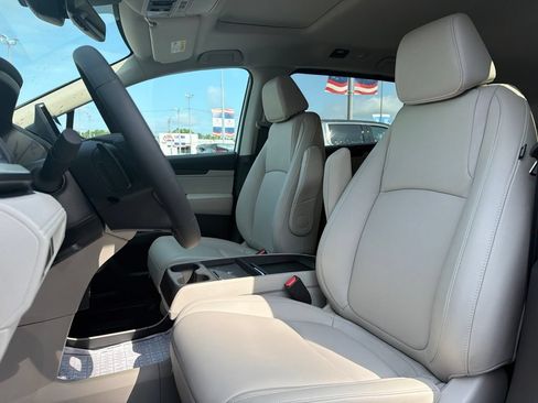New 2026 Honda Odyssey EX-L image 17