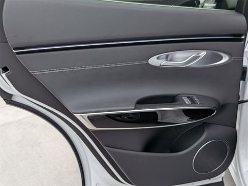 New 2026 Genesis GV70 2.5T image 24