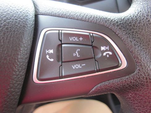 Used 2020 Ford EcoSport S image 23