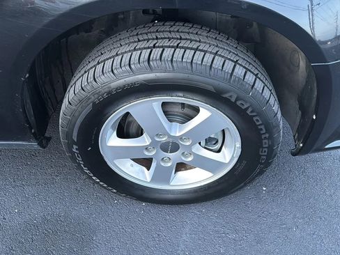 Used 2011 Dodge Grand Caravan Crew image 26