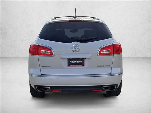 Used 2017 Buick Enclave Leather image 7