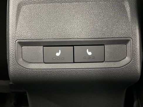 Used 2025 Volkswagen Jetta SEL image 31