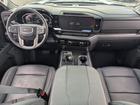 Used 2025 GMC Sierra 1500 SLT w/ SLT Premium Plus Package image 15