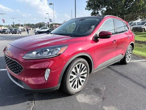 Used 2020 Ford Escape Titanium FWD image 7