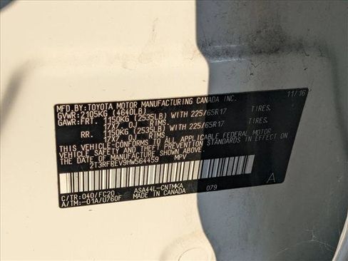 Used 2017 Toyota RAV4 XLE image 27