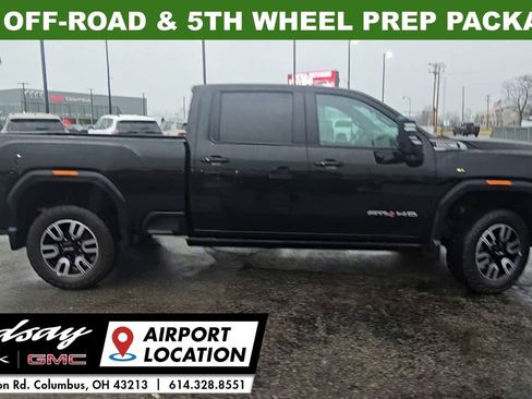 Used 2022 GMC Sierra 2500 AT4 w/ Gooseneck/5TH Wheel Package image 9