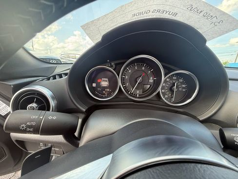 Used 2021 MAZDA MX-5 Miata RF Grand Touring image 1