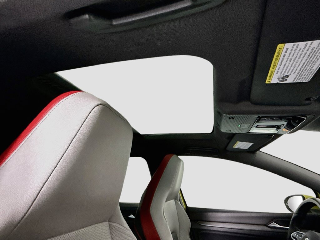 Used 2022 Volkswagen GTI Autobahn FWD image 18