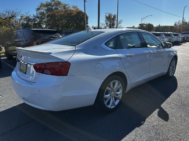 Used 2018 Chevrolet Impala LT w/ Sunroof and Spoiler Package FWD image 5