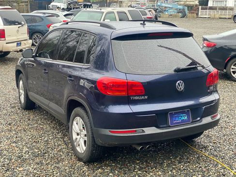 Used 2016 Volkswagen Tiguan S image 4
