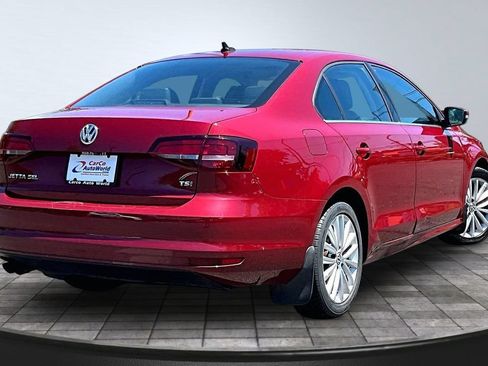 Used 2016 Volkswagen Jetta SEL FWD image 5