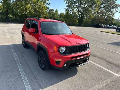 Certified 2022 Jeep Renegade Latitude AWD/4WD image 14