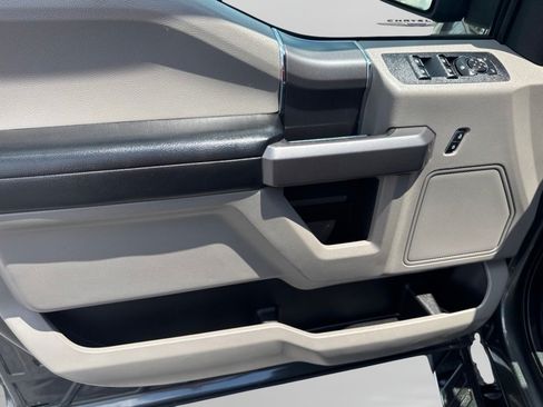 Used 2020 Ford F150 XLT w/ Equipment Group 302A Luxury AWD/4WD image 20